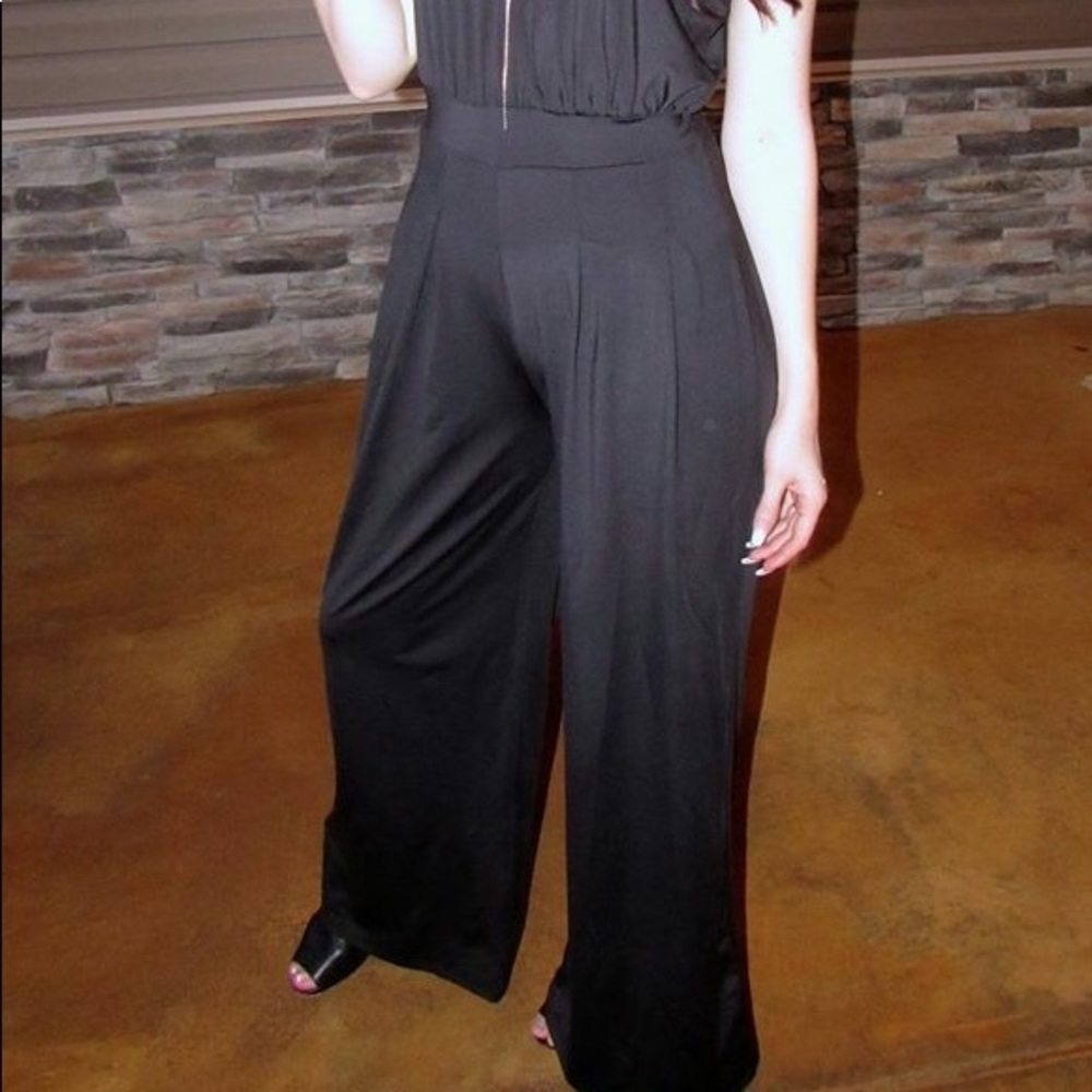 Black Jumper - Picture 2 of 2